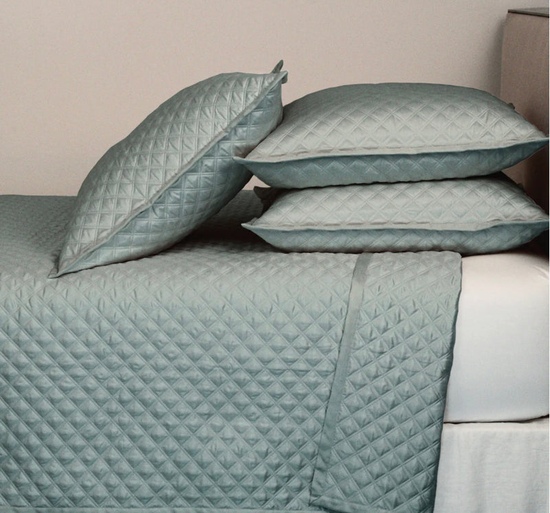 Double Diamond Coverlet Set