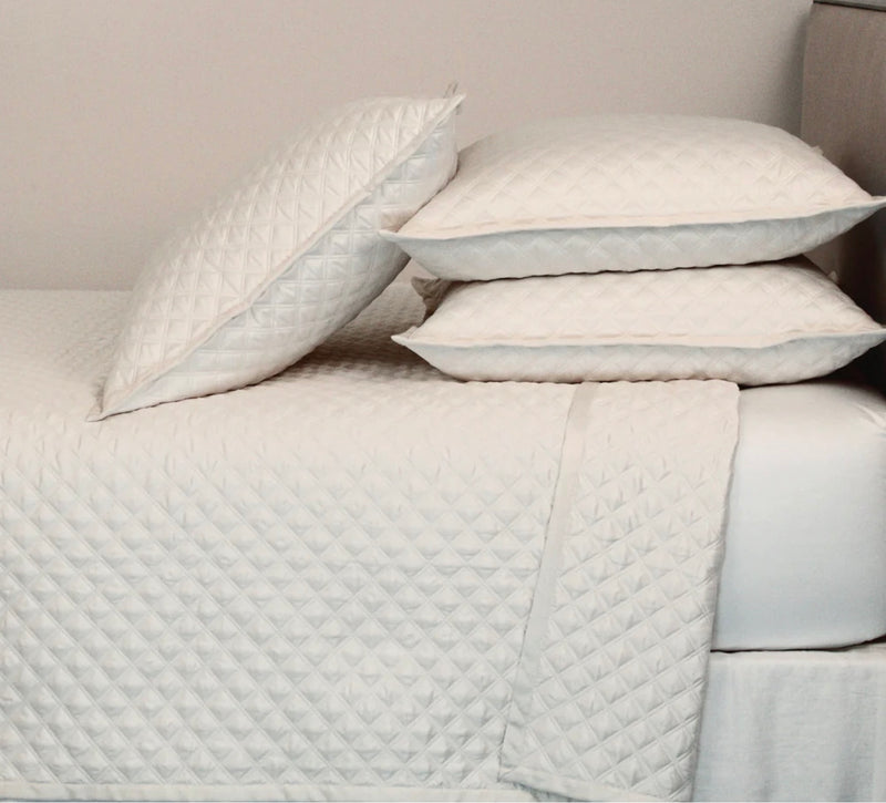 Double Diamond Coverlet Set