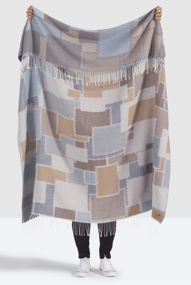 Cobblestone Jacquard Throw 51" x 71"