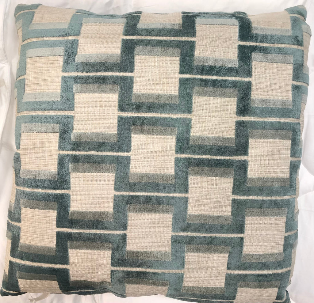 Wyndham Seaglass Pillow 22" x 22"