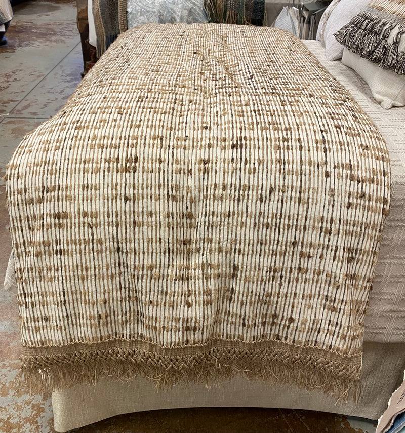 King Bed Scarf in Belin Pebble 30" x 105"