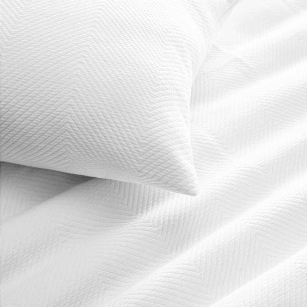 Lattice White Coverlet Collection