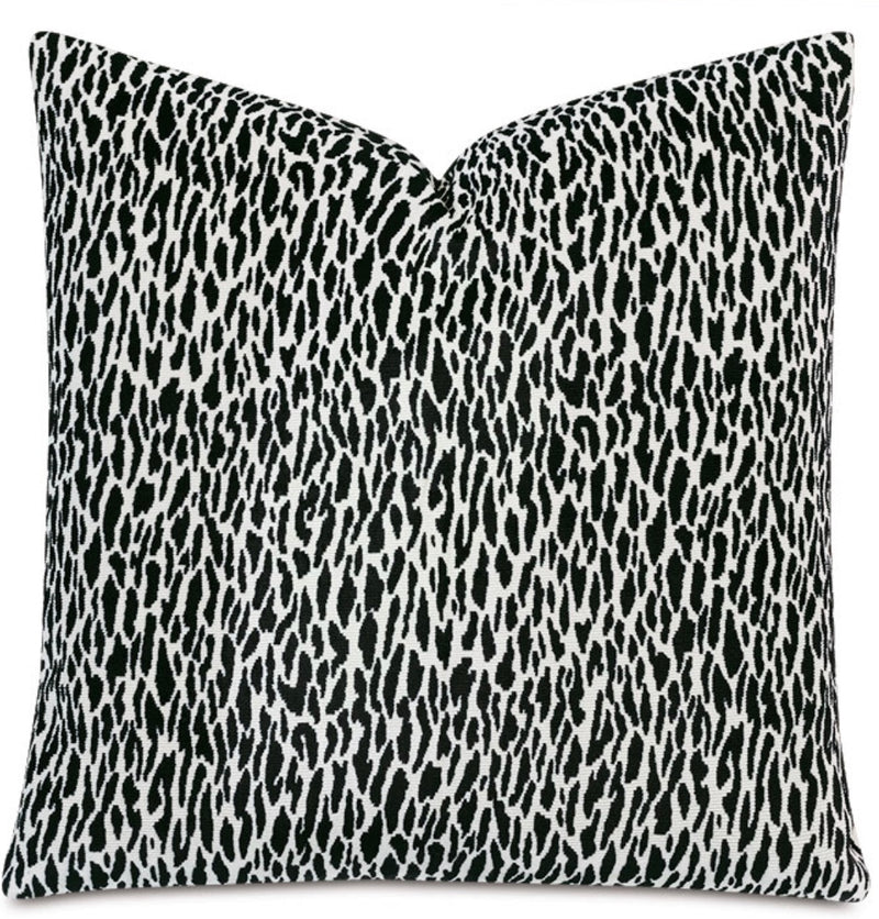 Earl Onyx Pillow