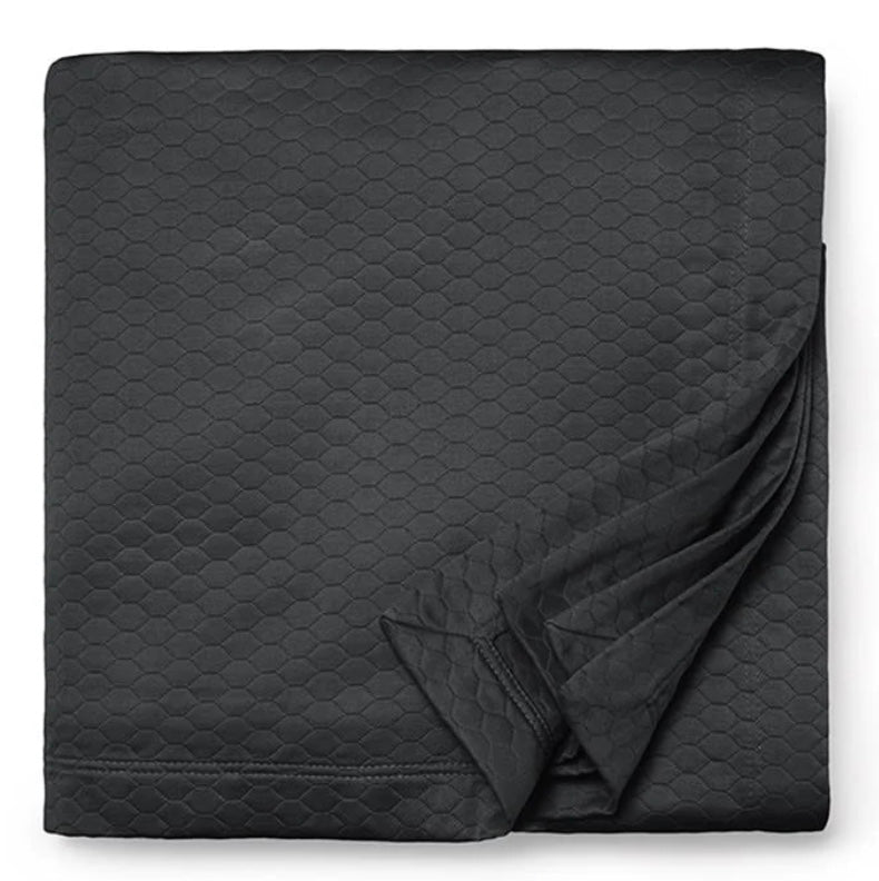 Favo Coverlet & Sham Collection