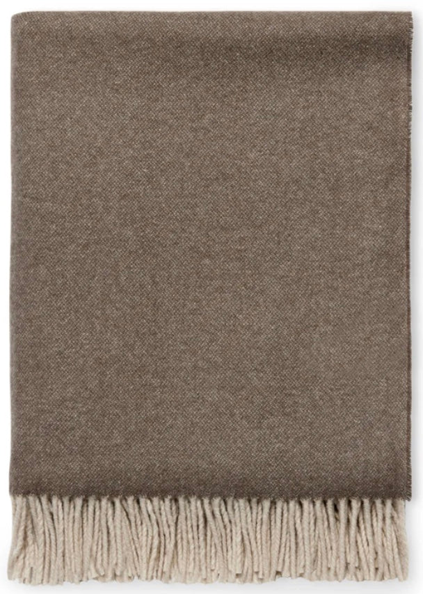 Renna Throw 50" x 70"