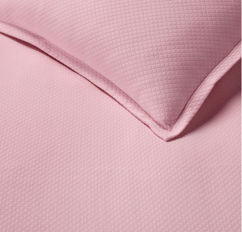 Rombo Matelasse Bedding Collection