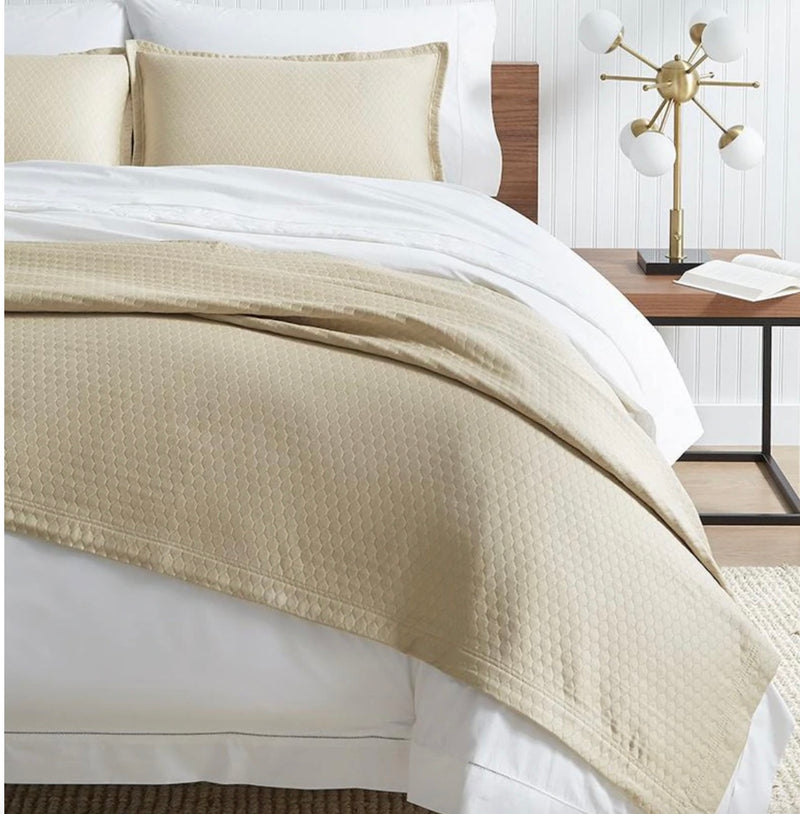 Favo Coverlet & Sham Collection